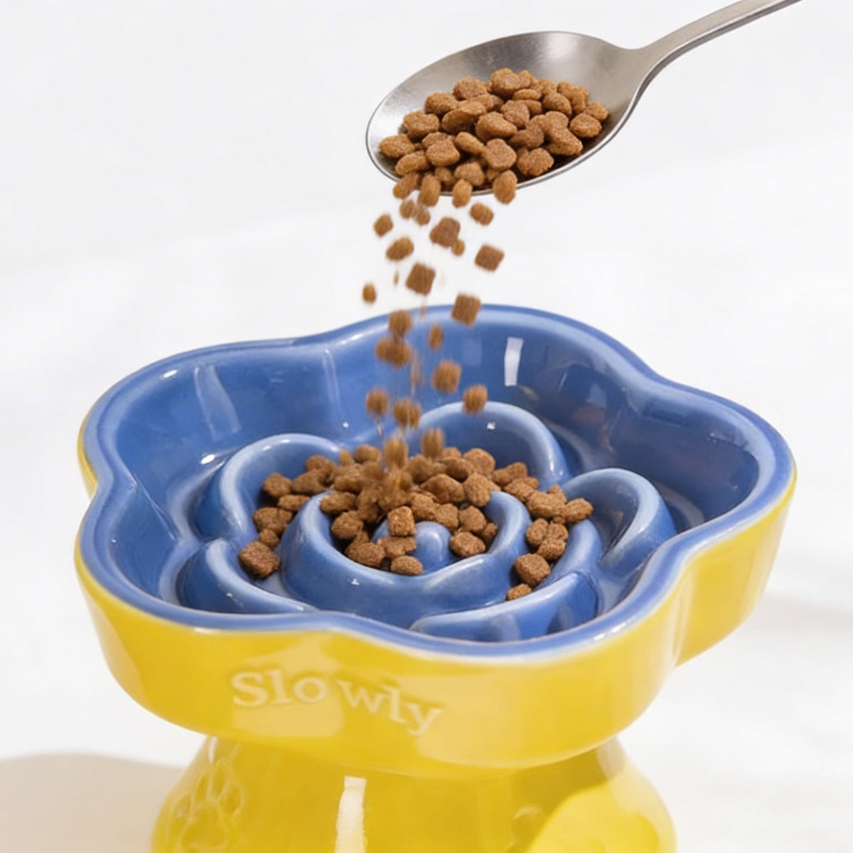 Elevated Ceramic Slow Feeder Bowl - Versi Store